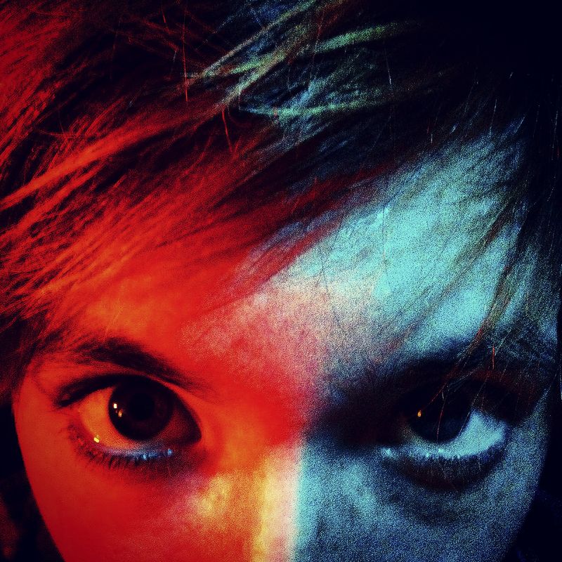 © Thibaut Ketterer - Image from the Roommates photography project