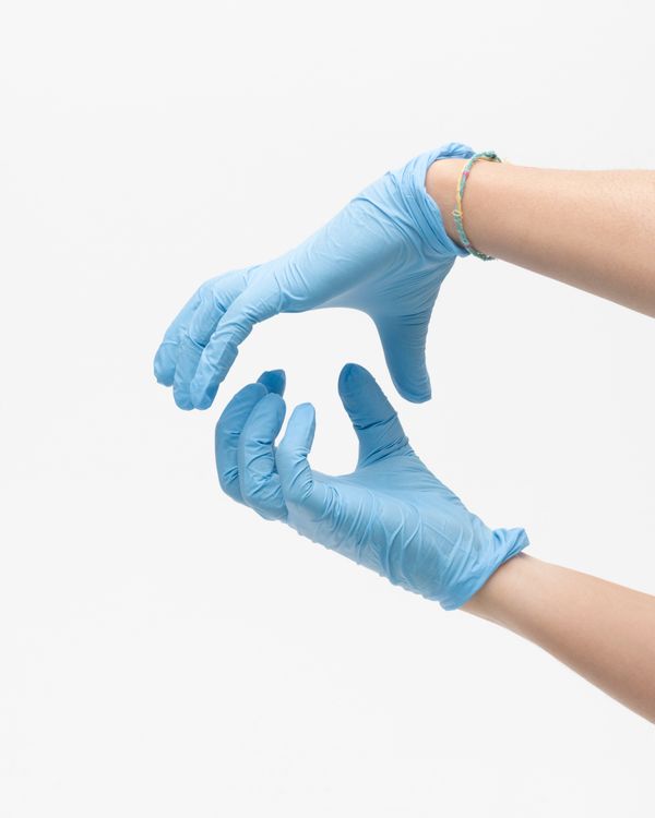 © Gaia Maggio - Viewing of the diatom's frustule in Citizen Science laboratory, Marina di Camerota, Salerno.