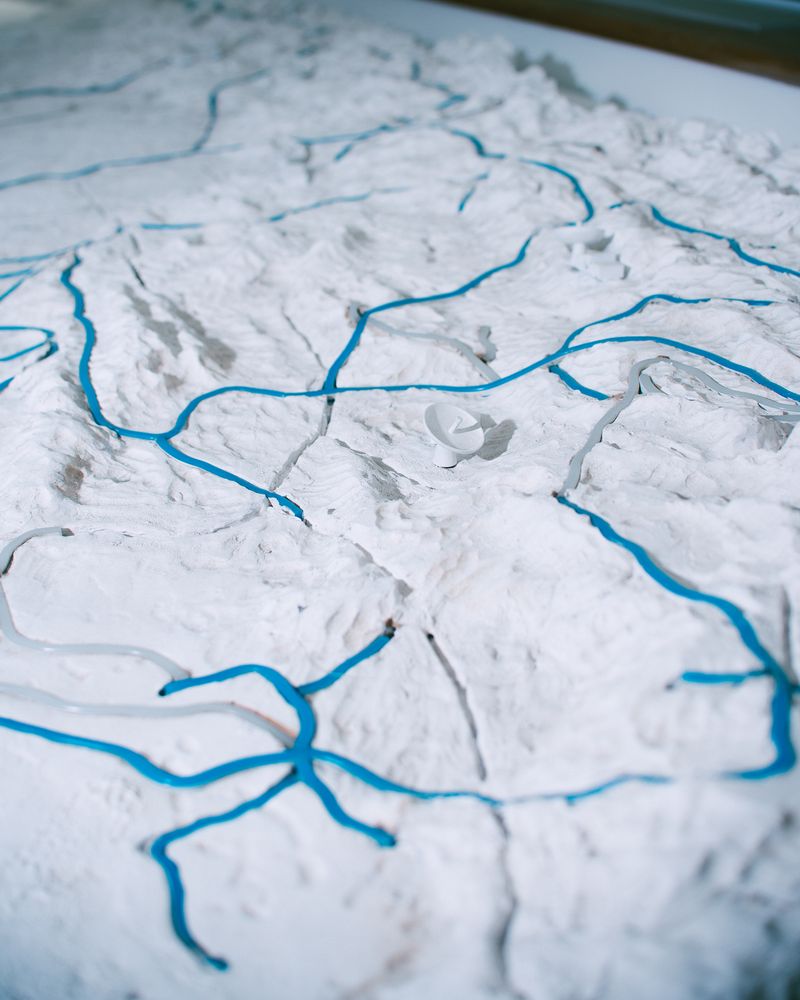 © Luciana Demichelis - Image from the The earth is a satellite of the moon photography project