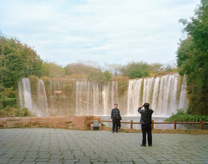 © pauline niks - Image from the I am just a scenic spot photography project