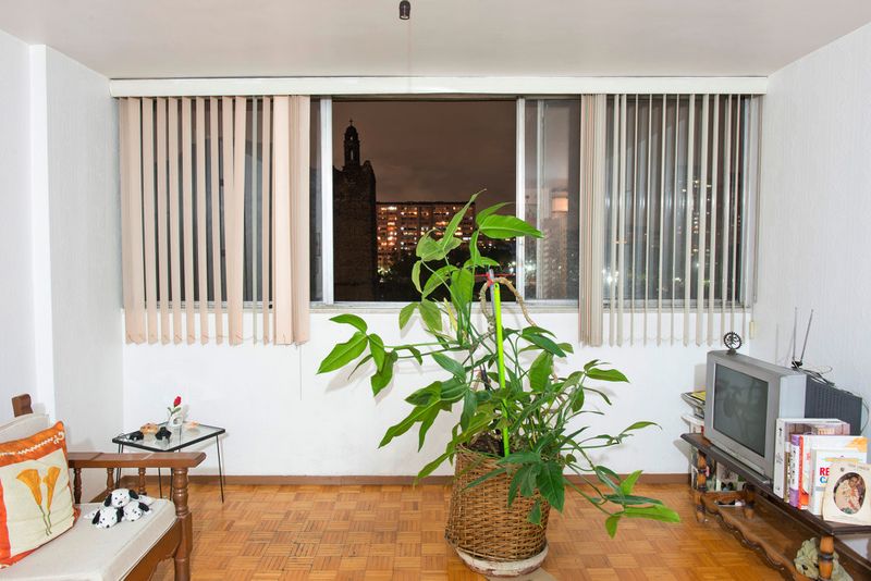 © Adam Wiseman - Image from the Windows of Tlatelolco photography project