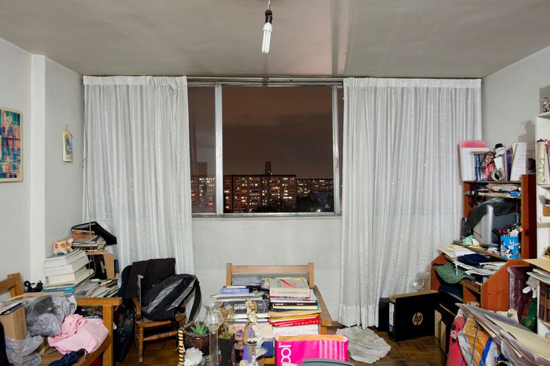 © Adam Wiseman - Image from the Windows of Tlatelolco photography project