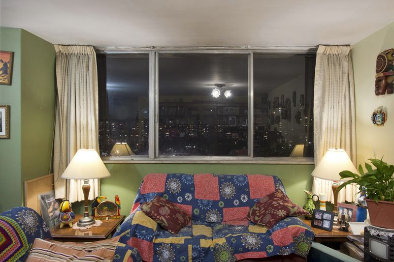 © Adam Wiseman - Image from the Windows of Tlatelolco photography project