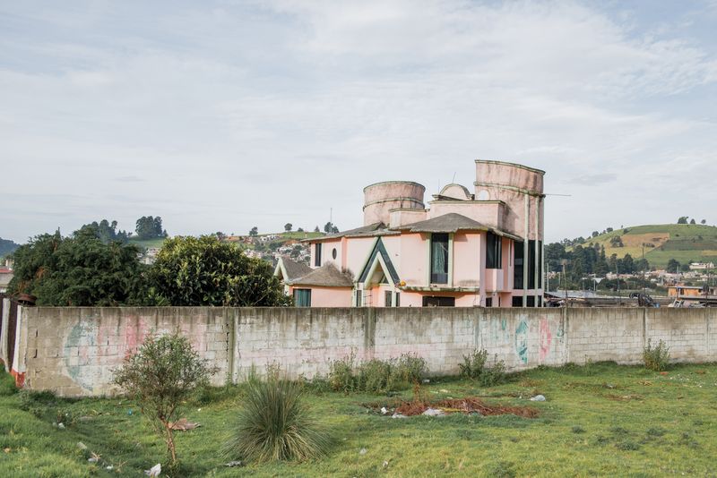 © Adam Wiseman - Image from the Free Architecture photography project