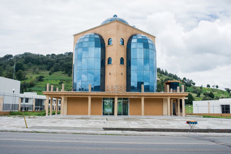 © Adam Wiseman - Image from the Free Architecture photography project