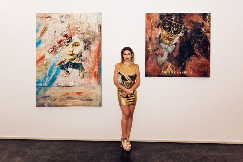 © Francesca De Chirico - IX. Photo op in an art gallery; Nicole asked me to take this picture because she likes eroticism in all its facets.