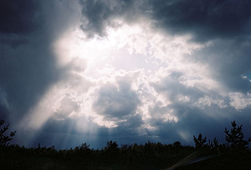 © Daria Nazarova - Image from the My boyfriend is an alien photography project