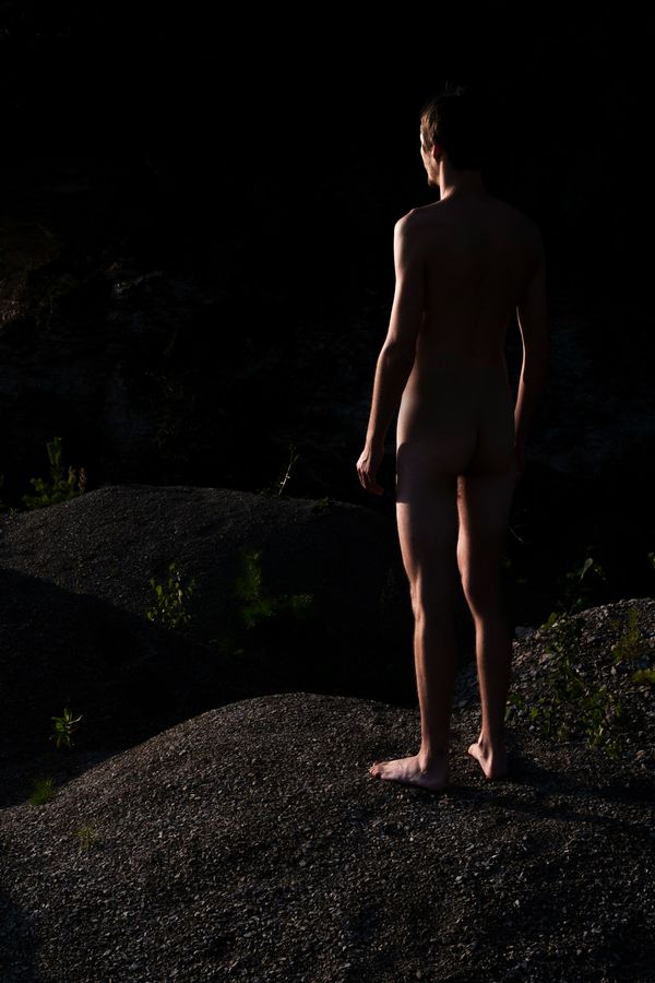 © Daria Nazarova - Image from the My boyfriend is an alien photography project