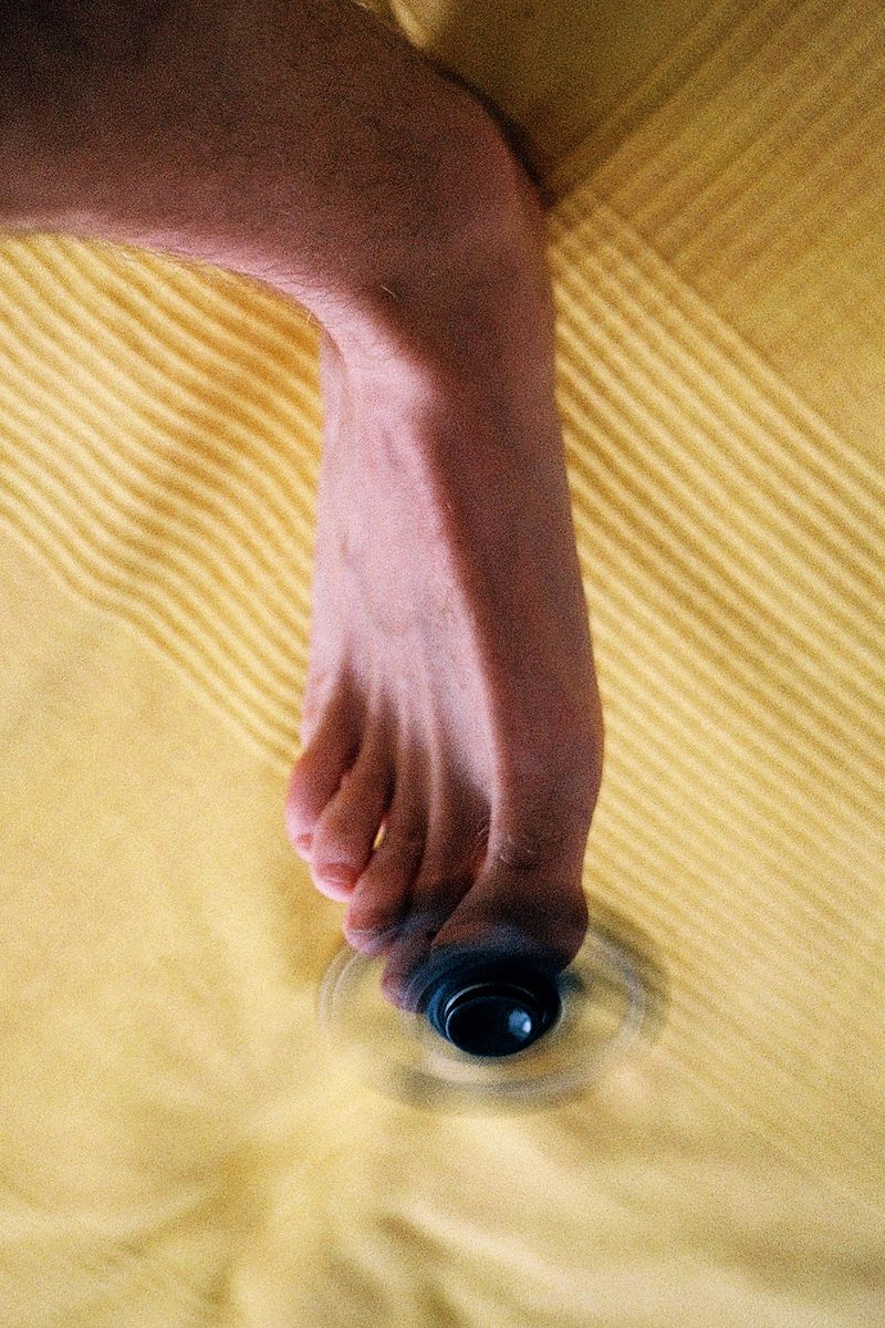 © Daria Nazarova - Image from the My boyfriend is an alien photography project