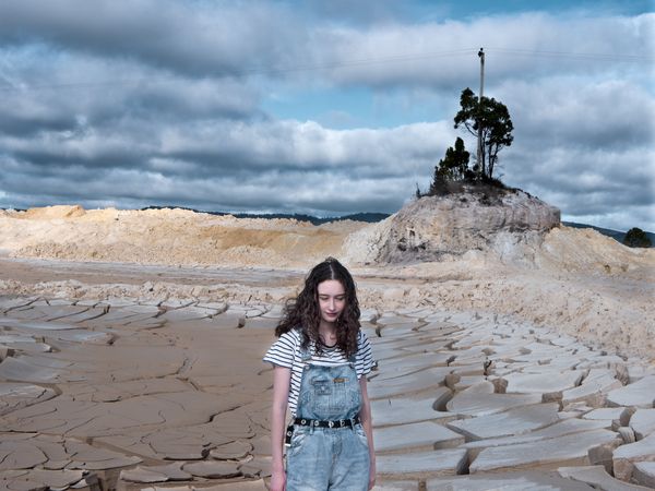 © Sarah Rhodes - Image from the A Surrounded Beauty photography project