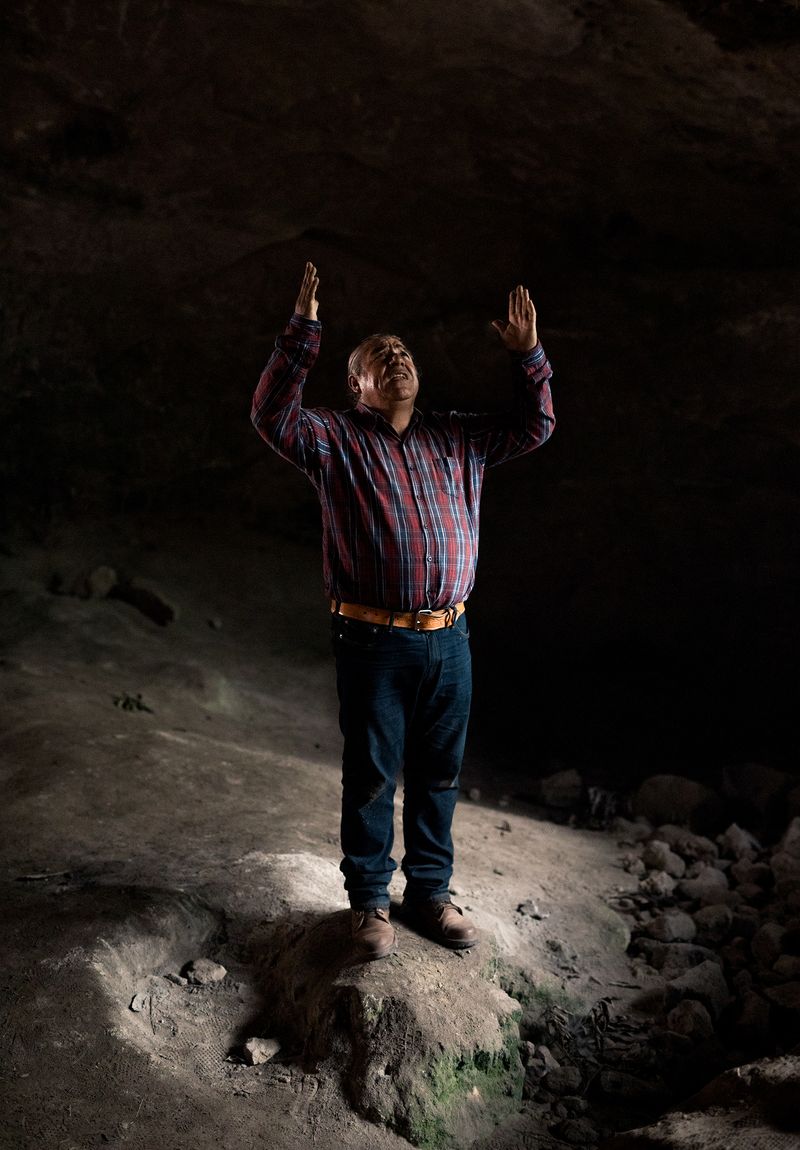 © Robin Alysha Clemens - Image from the Yo soy otro tú, tú eres otro yo photography project