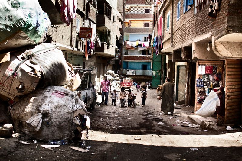 © Manel Quiros - Image from the MANSHIYAT NASER: The Garbage City photography project