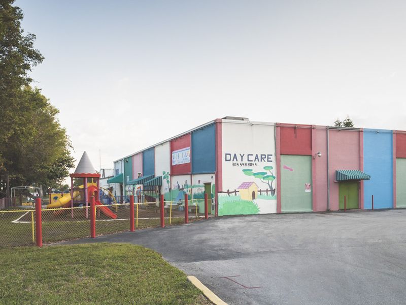 © Solange Adum Abdala - Image from the Swamp city photography project