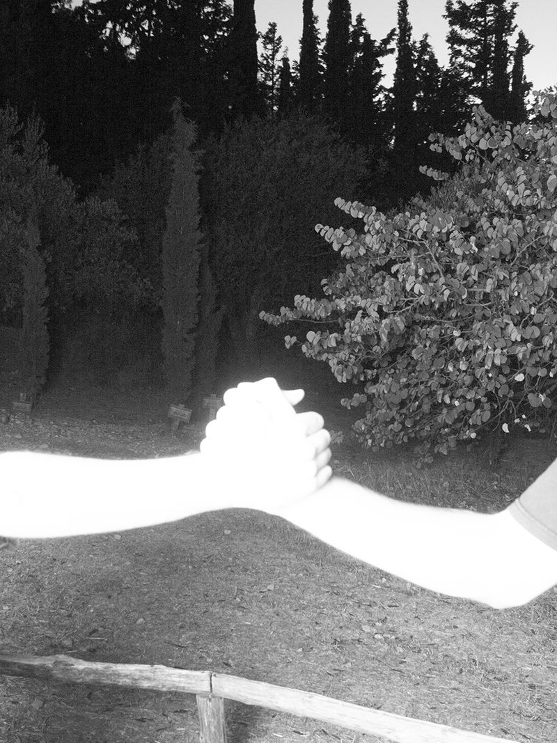 © Eva Vei - Image from the Touch the floor and lick your finger photography project
