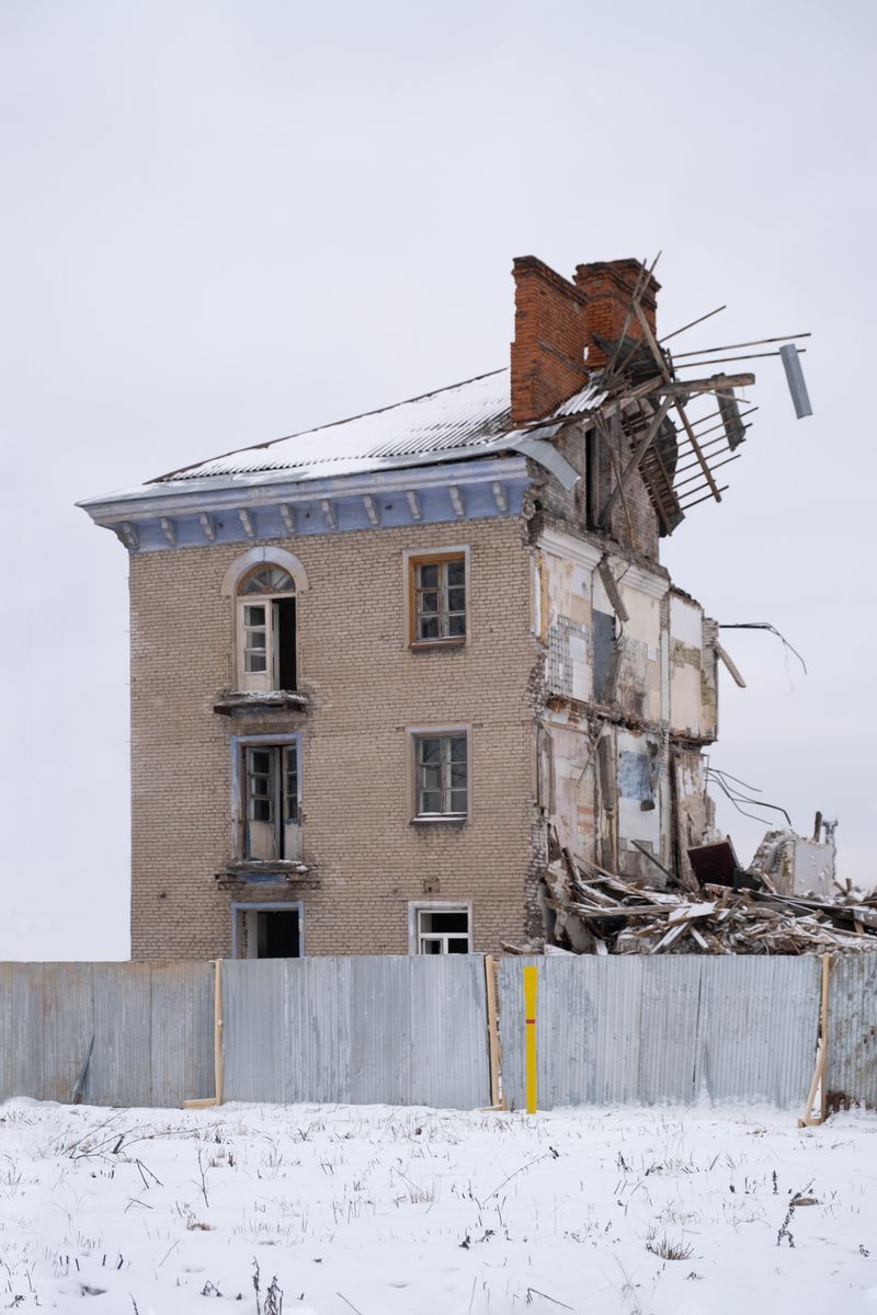 © Ekaterina Balaban - Image from the The sea is rough photography project