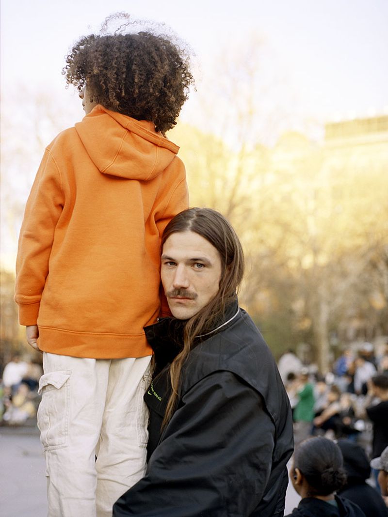 © Lidewij Mulder - Christopher and his son Kenzo, Washington Square Park, New York City
