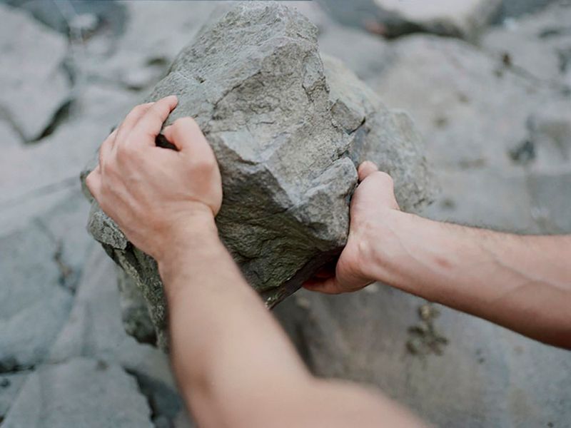 © Lidewij Mulder - Moving rocks, Kingston, New York, 2024