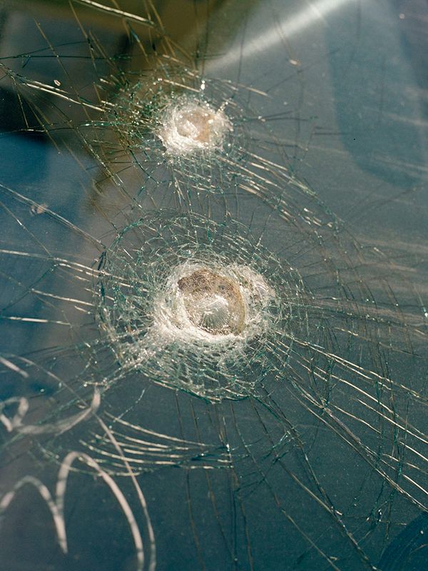 © Lidewij Mulder - Bus window, Astoria, New York City, 2024