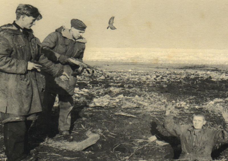 © Asya Zhetvina - Soviet Union soldiers are killing assistant of the laboratory, 1944