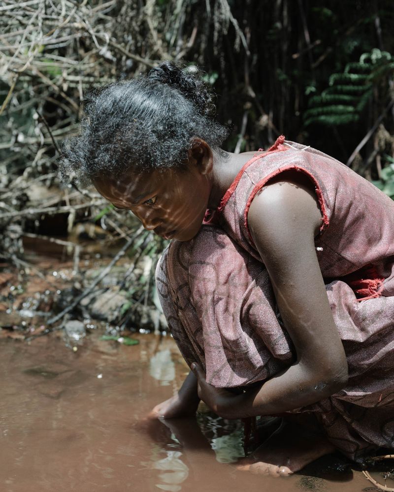 © Gayatri Ganju - Image from the The Pregnant Tree photography project