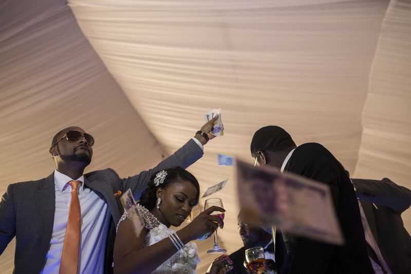 © Glenna Gordon - Image from the Naira Wedding: Marriage and Money in Nigeria  photography project