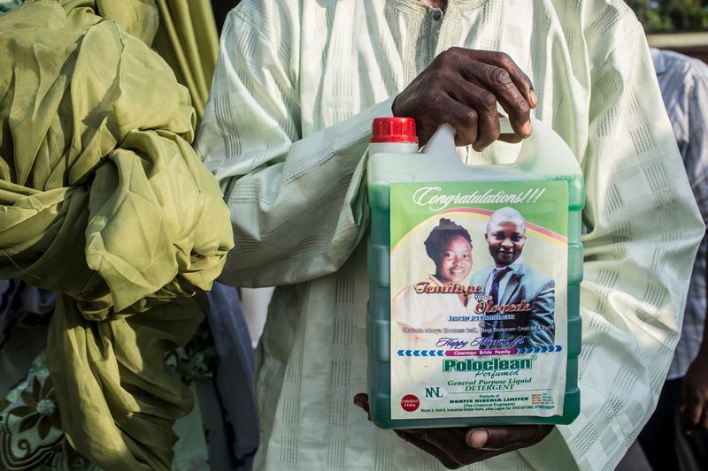 © Glenna Gordon - Image from the Naira Wedding: Marriage and Money in Nigeria  photography project