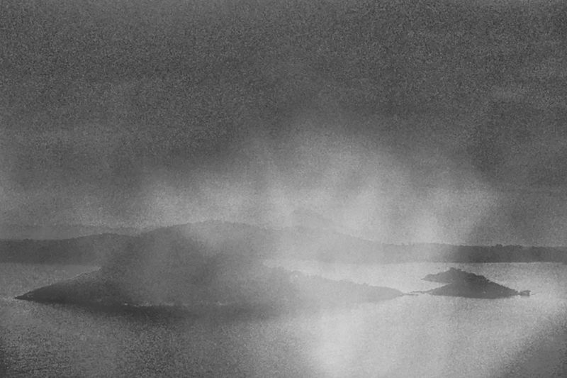 © Fatima Abreu Ferreira - Image from the The end of night photography project