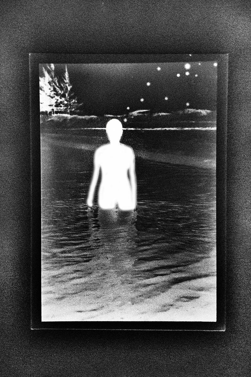 © Fatima Abreu Ferreira - Image from the How to disappear completely photography project