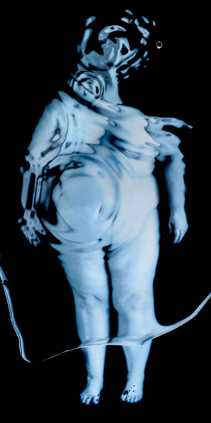 © Anna Maggy - Image from the The Perfect Body photography project