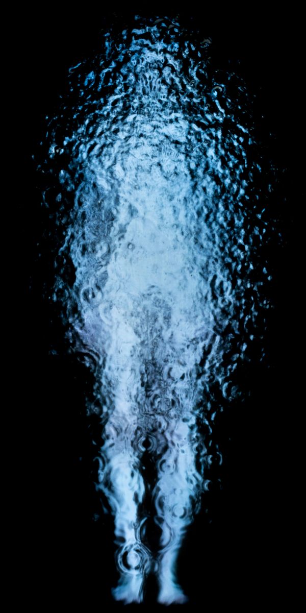 © Anna Maggy - Image from the The Perfect Body photography project