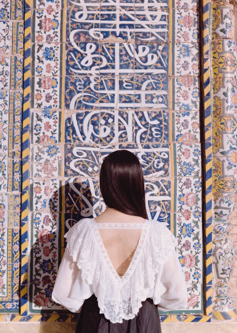 © Rëza Dè Ghān - Image from the The Fading Roses photography project