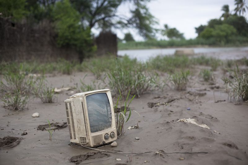 © Diego Oliver - No more TV.