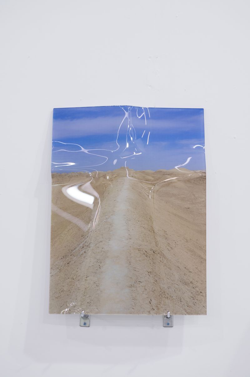© Tian Hang - Road of desert