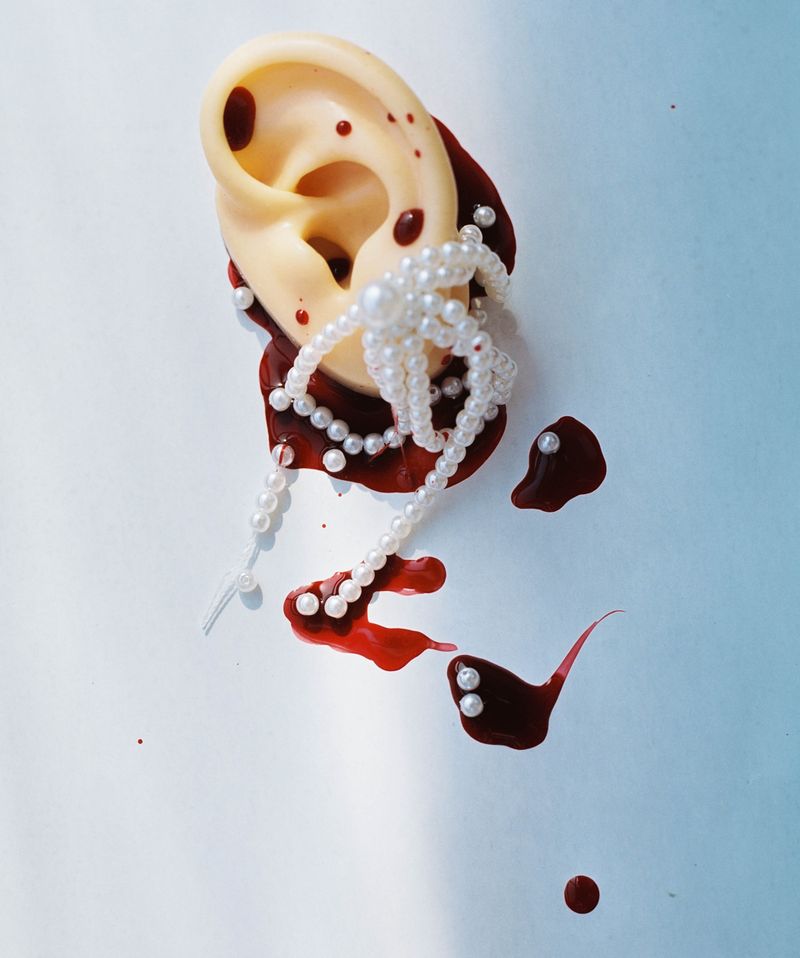 © Willian Zou - Pearl, Peril