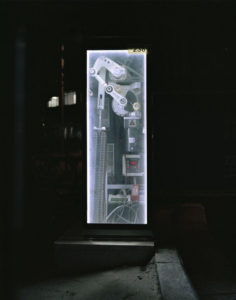© Yan Shi - Transparent machinery