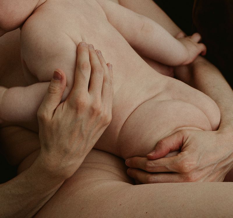 © Olivia de Villaine - Image from the Insights into Motherhood photography project