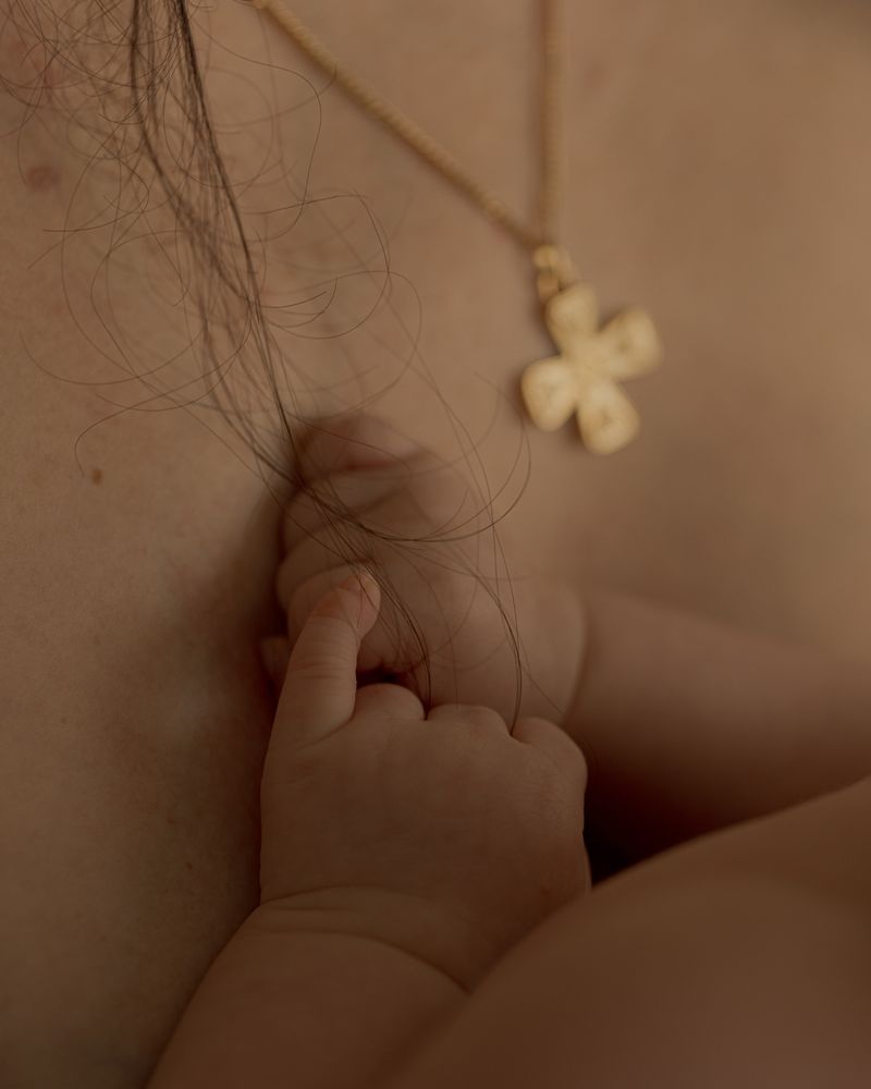 © Olivia de Villaine - Image from the Between Memory and Milk photography project