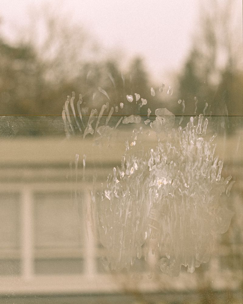 © Olivia de Villaine - Image from the The Weight of Light photography project