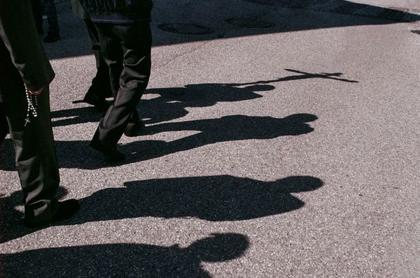 © Claudia Mann - Procession of Santa Maria dal ciüf on August 15th in the town of Badia.