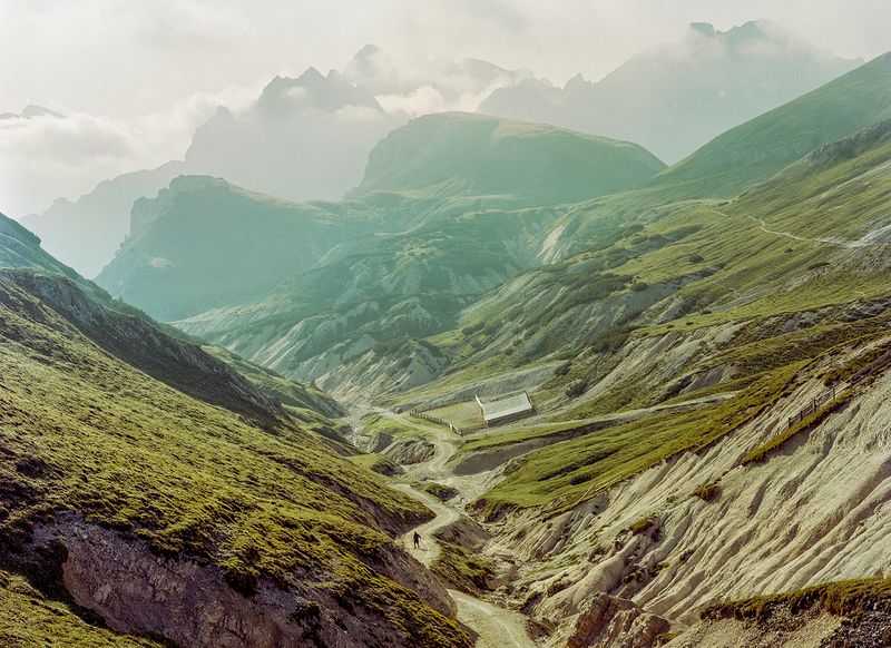 © Claudia Mann - Maintenance of the only road leading to the malga (herder's hut) Fojadora, near San Vigilio di Marebbe.