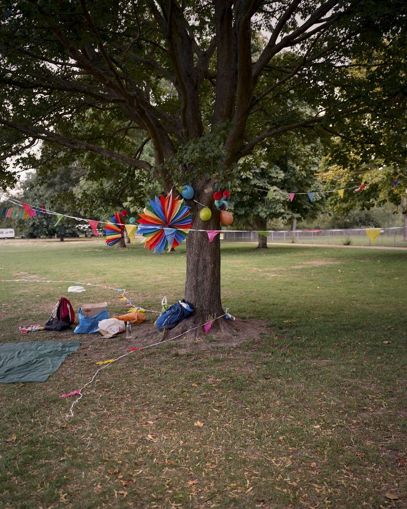 © alice zoo - Image from the But it shimmers, it does not stop photography project