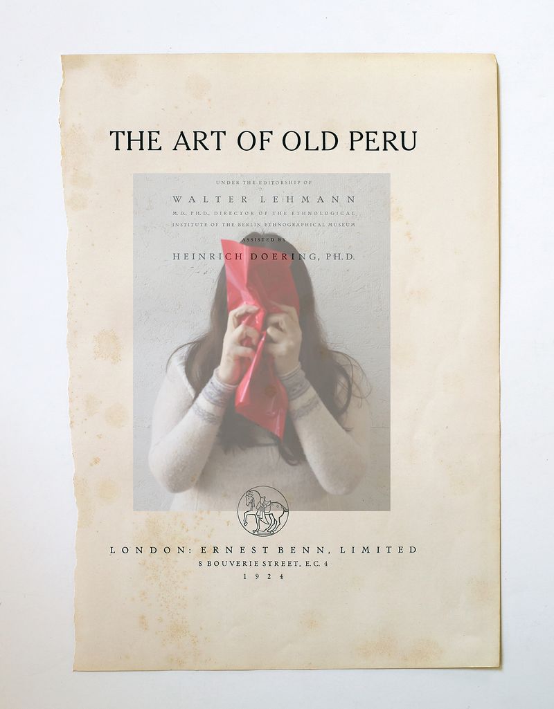 © Claudia Ruiz Gustafson - Image from the En busca de un mito (In Search of a Myth) photography project