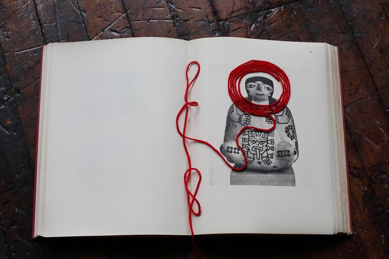 © Claudia Ruiz Gustafson - Image from the En busca de un mito (In Search of a Myth) photography project