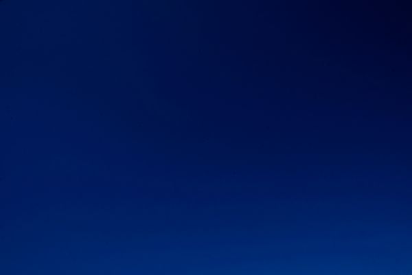 © Santiago Escobar-Jaramillo - The blue sky is a metaphor for the lack of water (clouds) and drought in Guajira, Colombia.