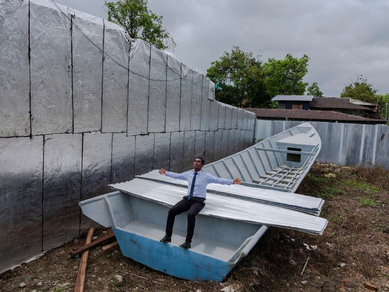 © Santiago Escobar-Jaramillo - Image from the The Fish Dies By Its Mouth / El pez muere por la boca photography project