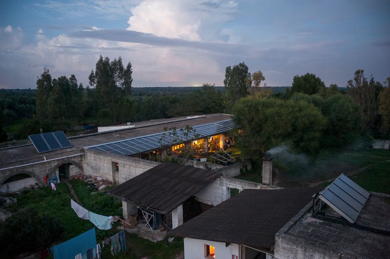 © Michele Lapini - Image from the Genuino clandestino,  photography project