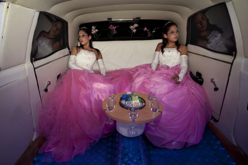 © Myriam Meloni - Image from the Limousine porteña photography project