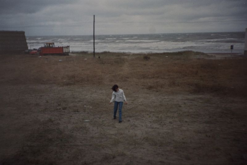 © Myriam Meloni - Carla Lacorte at Mar del Plata’s cliffs, five months before being shot and ending up on a wheel chair.