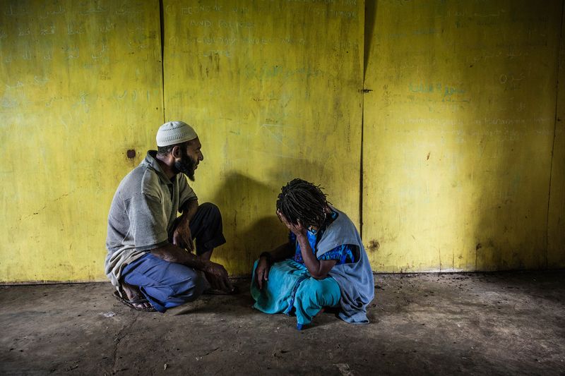 © Vlad Sokhin - Image from the Crying Meri. Violence Against Women in Papua New Guinea photography project