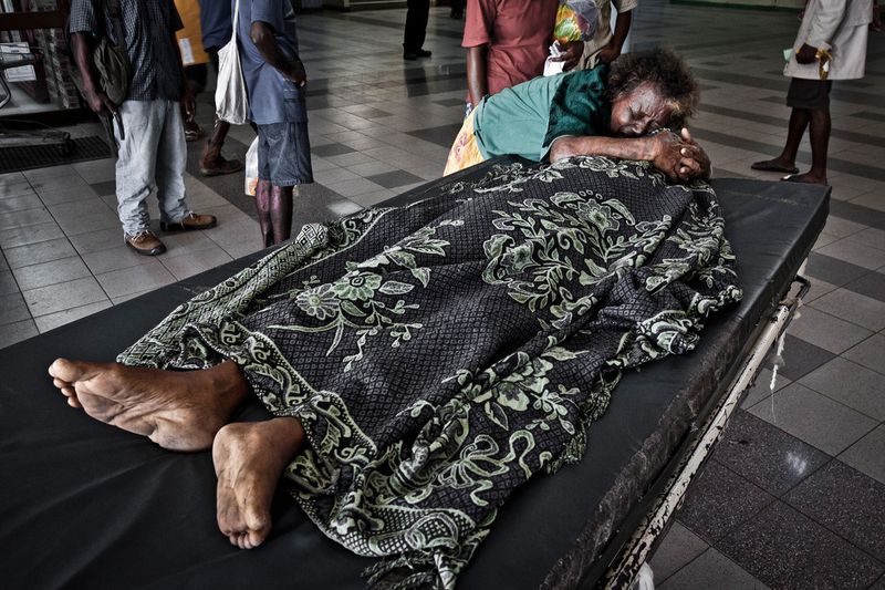 © Vlad Sokhin - Image from the Crying Meri. Violence Against Women in Papua New Guinea photography project